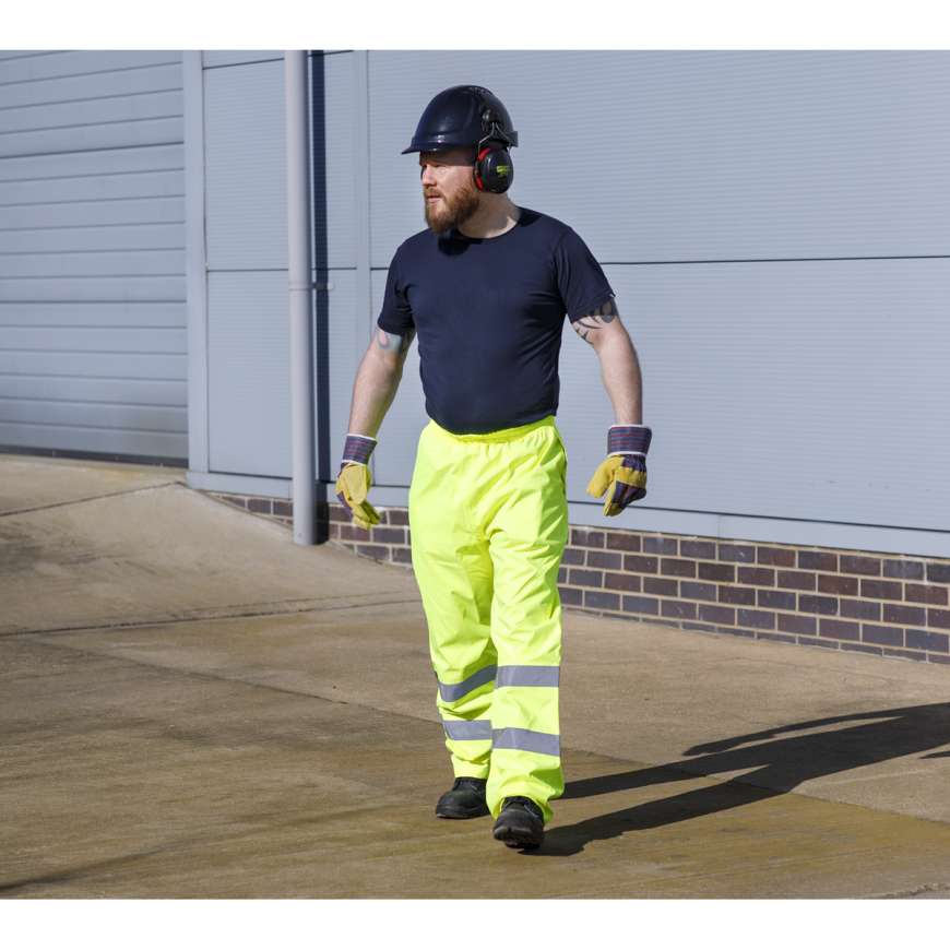 Hi-Vis Yellow Jacket with Quilted Lining & Elasticated Waist - Large