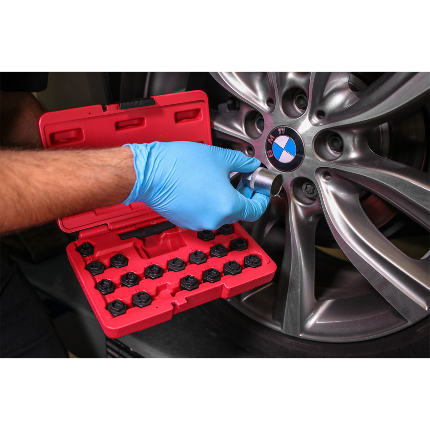 Vehicle Service Tools